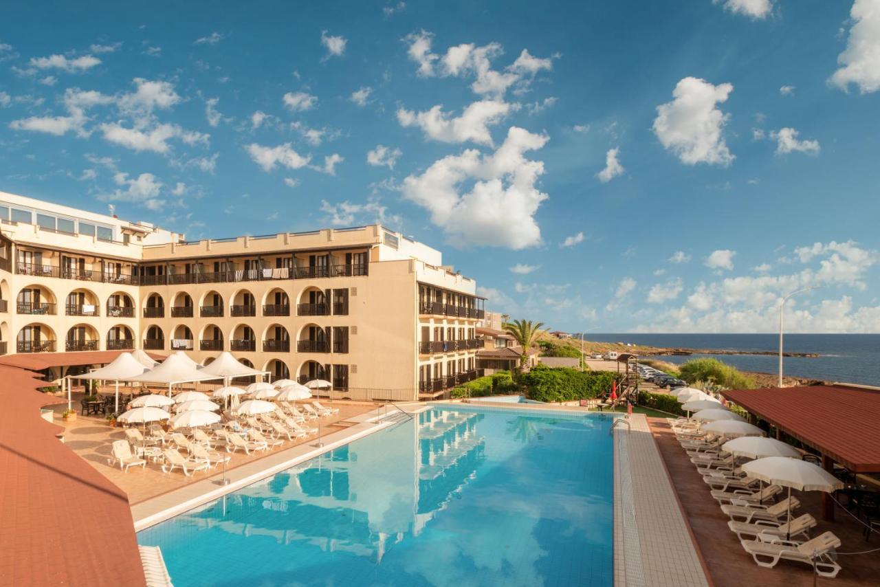 Hotel Calabona Алгеро Екстериор снимка