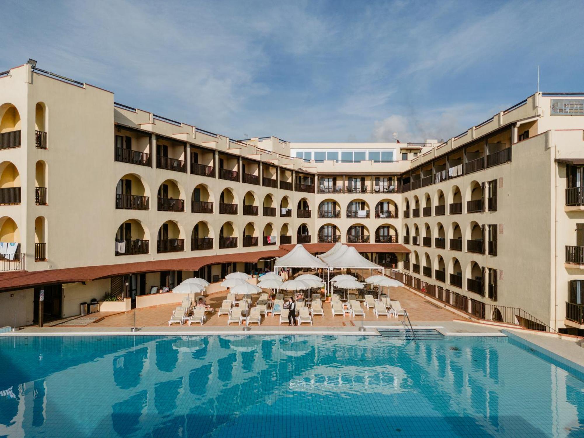 Hotel Calabona Алгеро Екстериор снимка