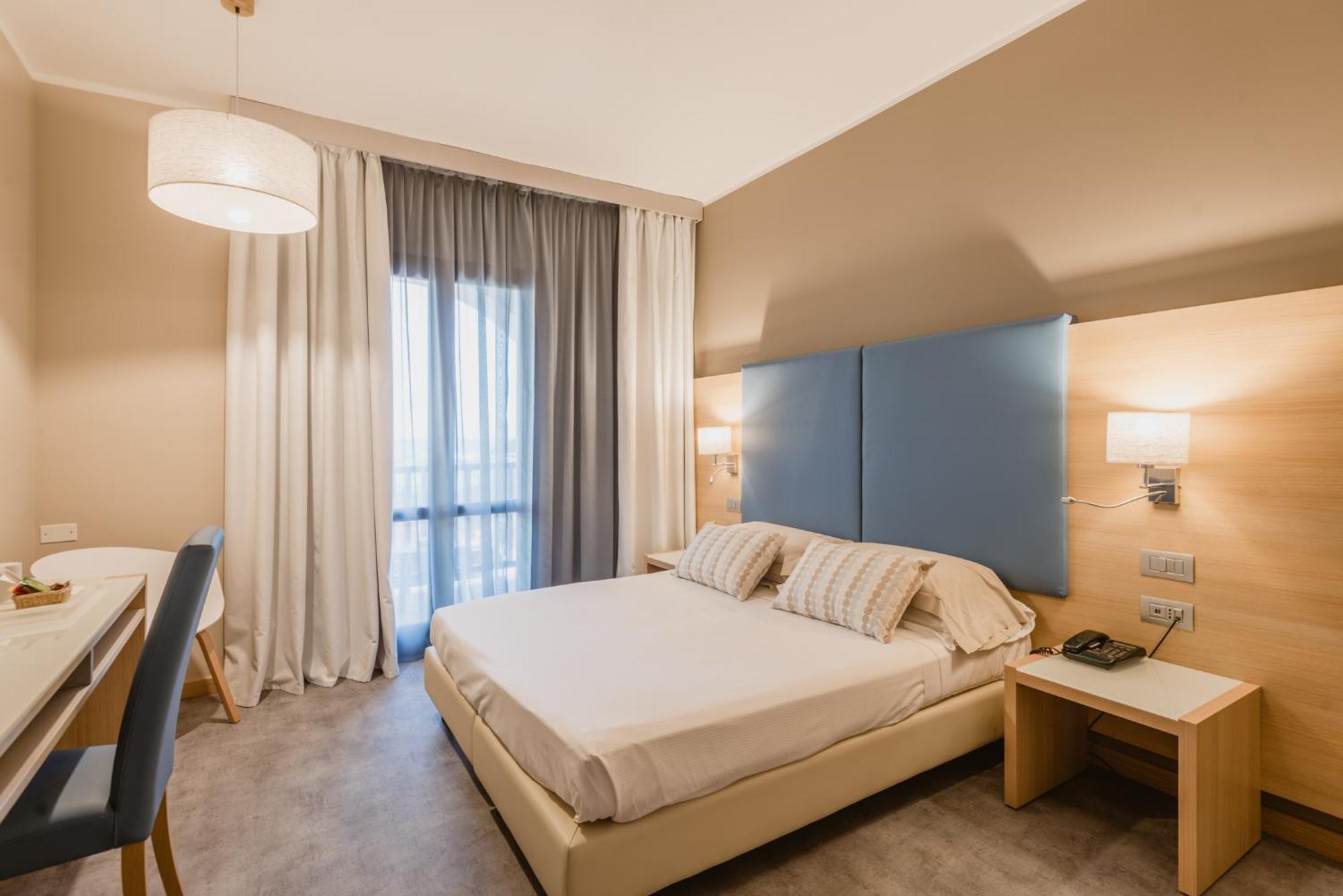 Hotel Calabona Алгеро Екстериор снимка