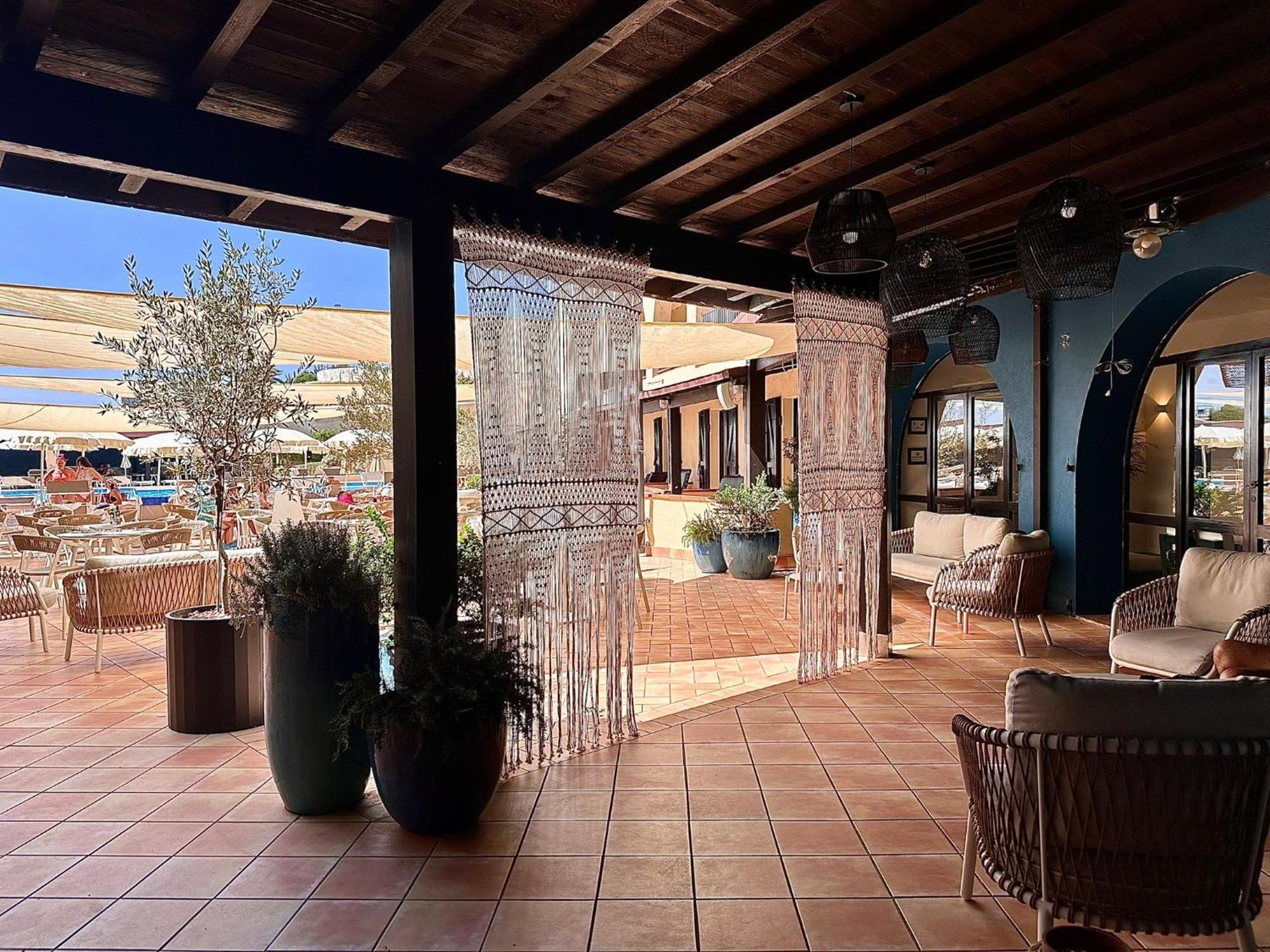 Hotel Calabona Алгеро Екстериор снимка